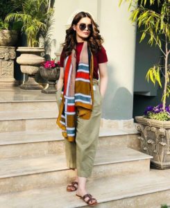 WOW 360|How To Wear Scarves With Style Following The Latest Fashion Trends