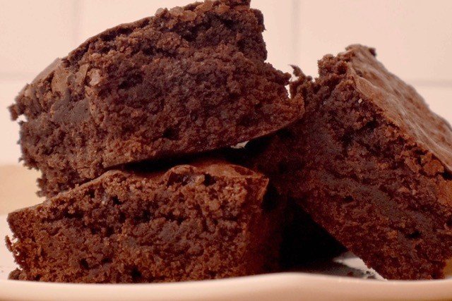 WOW 360|How to Make Cakey & Fudgy Brownies: Weekend on Wow