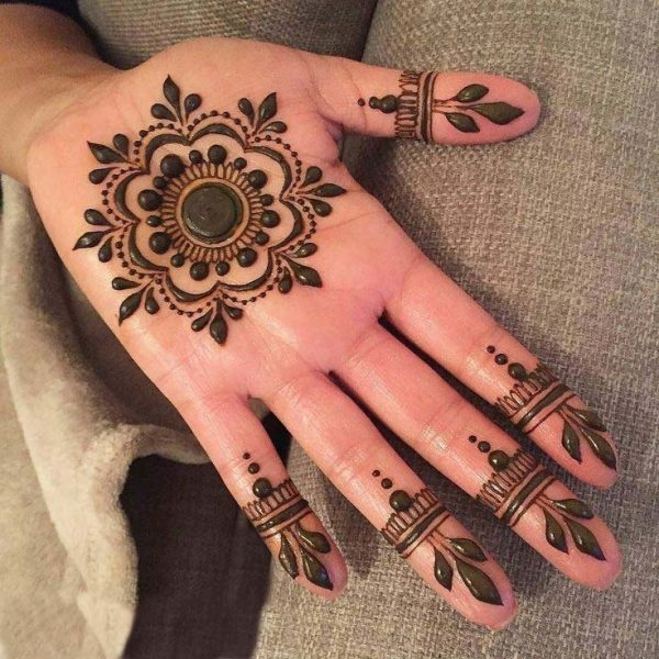 WOW 360|10 Mehndi Designs You Can Apply this Eid-Ul-Fitr