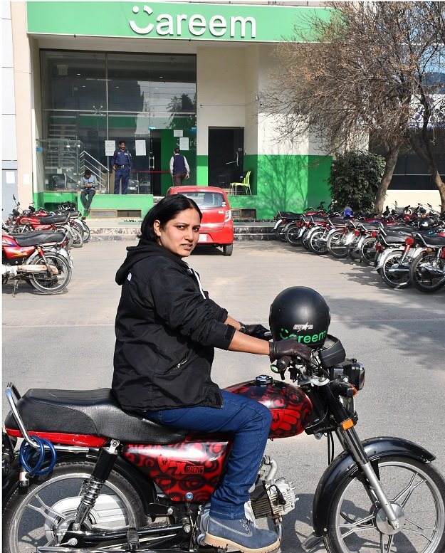 WOW 360|Women Riding Bikes to Earn a Living Has Become an Increasingly Popular Trend in Pakistan