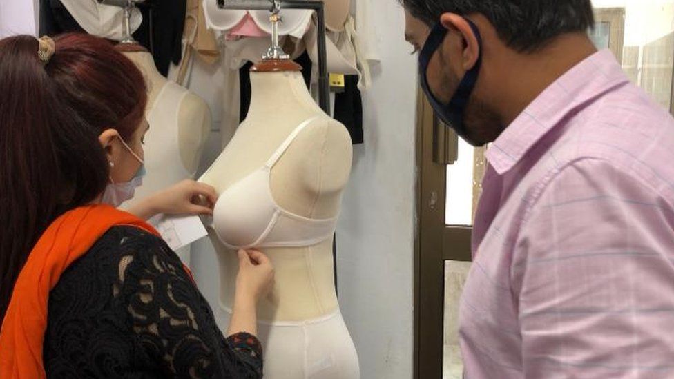 WOW 360|Former M&S Employee Finds Marketing Underwear to Pakistan's Women Challenging