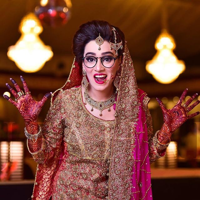WOW 360|Brides Bust Social Norms by Wearing Glasses  with Bridal Outfits on their Wedding Day