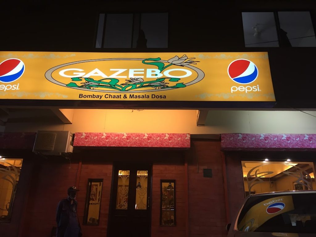 WOW 360|5 Best Chaat Places in Karachi You Must Try